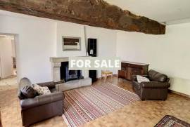 Country House with Outbuilding, Ideal Holiday Home