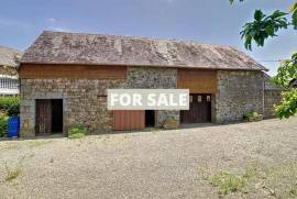 Country House with Outbuilding, Ideal Holiday Home