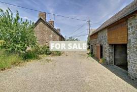 Country House with Outbuilding, Ideal Holiday Home