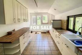 Country House with Outbuilding, Ideal Holiday Home