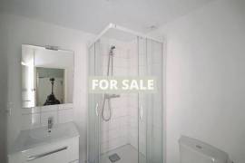 Town House with Garden and Good Potential