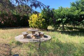 Detached Villa With Garage, Swimming Pool & Pool House