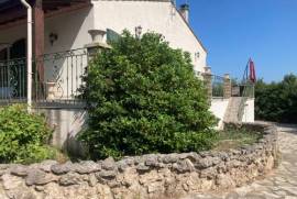 Detached Villa With Garage, Swimming Pool & Pool House