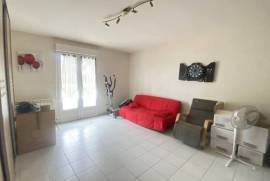 Detached Villa With Swimming Pool
