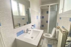 Detached Villa With Swimming Pool