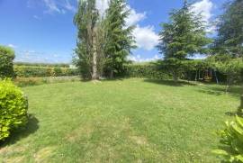 Detached Villa With Swimming Pool