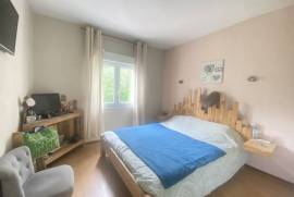 Detached Villa With Swimming Pool
