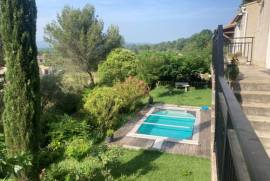Detached Villa, Swimming Pool, Garage, Parkland Gardens