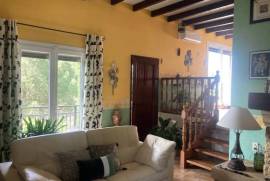 Detached Villa, Swimming Pool, Garage, Parkland Gardens