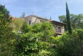 Detached Villa, Swimming Pool, Garage, Parkland Gardens