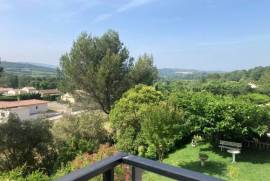 Detached Villa, Swimming Pool, Garage, Parkland Gardens