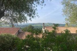 Detached Villa, Swimming Pool, Garage, Parkland Gardens