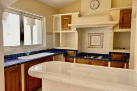 A Lovely Languedocienne Architect Villa With 3 Bedrooms, Garage, Terraces And Courtyard With Pool, O
