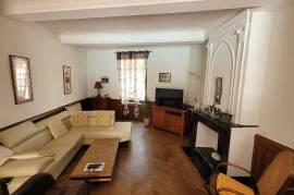 Winegrower's Property With Stone Outbuilding And Swimming Pool