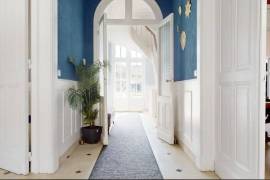 Prestige Property with Pool in Superb Location