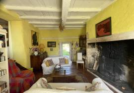 Detached Country House with Swimming Pool and Landscaped Garden