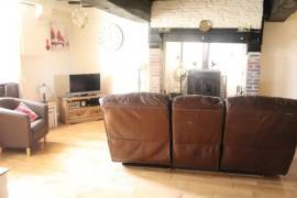 Detached Country House with Large Garden