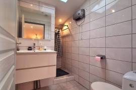 Fully Renovated Manor House, Garage, Spa And Superb Terrace