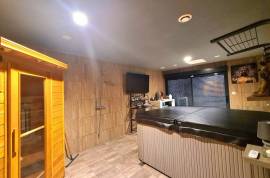 Fully Renovated Manor House, Garage, Spa And Superb Terrace