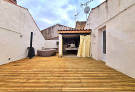 Fully Renovated Manor House, Garage, Spa And Superb Terrace