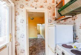 2 bedroom, Terraced bungalow for sale