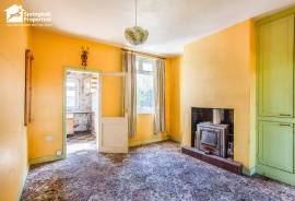 2 bedroom, Terraced bungalow for sale