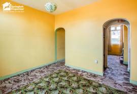 2 bedroom, Terraced bungalow for sale