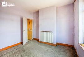 2 bedroom, Terraced bungalow for sale