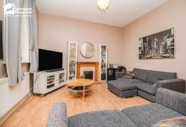 2 bedroom, Flat for sale