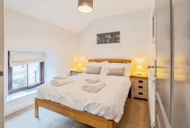 3 bedroom, Barn Conversion for sale