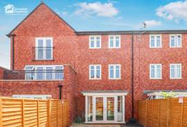 3 bedroom, Town house for sale