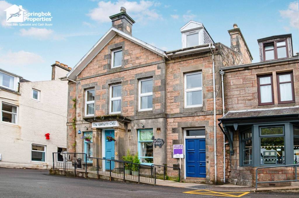 5 bedroom, Semi-detached house for sale