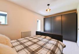 4 bedroom, Terraced House for sale