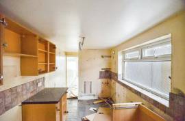 2 bedroom, Terraced House for sale