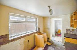 2 bedroom, Terraced House for sale