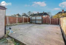 4 bedroom, Terraced House for sale