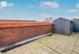 2 bedroom, Terraced House for sale