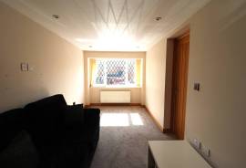 3 bedroom, Detached house for sale