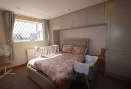 3 bedroom, Detached house for sale