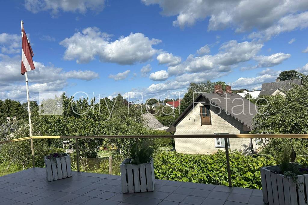 Detached house for sale in Madonas district, 283.00m2