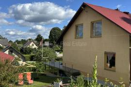 Detached house for sale in Madonas district, 283.00m2