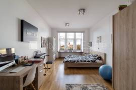 Apartment for rent in Riga, 161.00m2