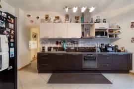 Apartment for rent in Riga, 161.00m2