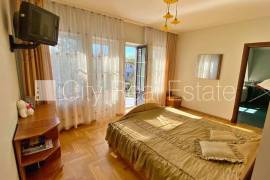 Detached house for sale in Jurmala, 220.00m2