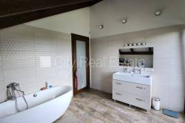 Detached house for sale in Riga district, 188.00m2