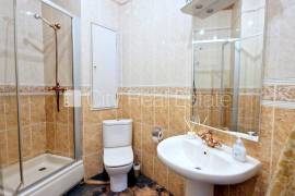 Apartment for rent in Riga, 160.00m2