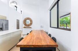 Casa Oasis: Modern Tropical Living Minutes from Tamarindo