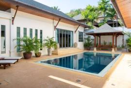 Three Bedroom Private Pool Villa for Sale in Rawai Phuket, less than 10 mins to the beach