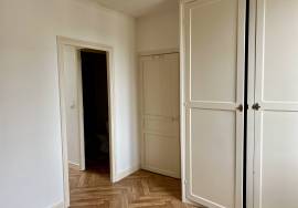 EXCLUSiViTE: À issigeac, Maison de village avec jardin a renover