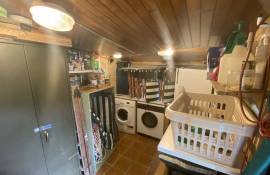 Charmante propriete de caractere au cœur de ce village perigourdin prise, avec une vue imprenable.